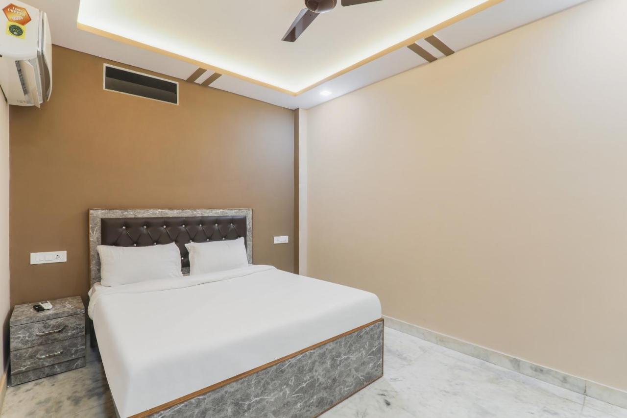 Hotel Oyo Tripureswari 3*